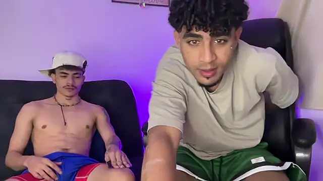 Snapshot of dominic_brandd23 chatting on February 2026 04:03:02 PM dominic brandd23 online show from February 2026 04:03:02 PM