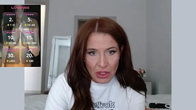 Snapshot of Noellesmfc chatting on February 2025 06:33:02 PM Noellesmfc online show from February 2025 06:33:02 PM