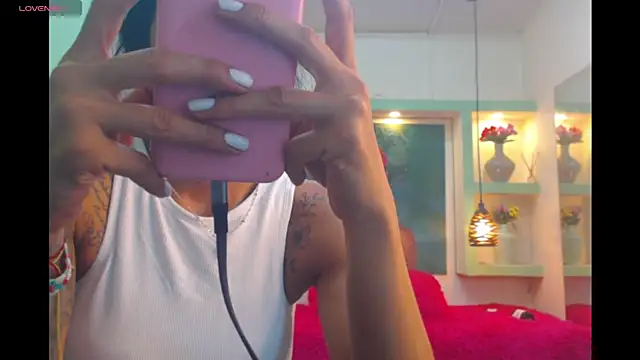 lorenapinto online show from April 2026 04:41:01 AM