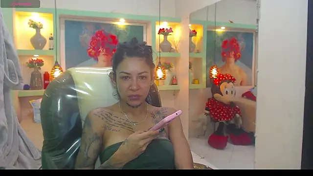 Snapshot of lorenapinto chatting on June 2026 07:57:02 PM lorenapinto online show from June 2026 07:57:02 PM
