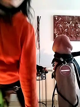 Snapshot of freyamoret chatting on January 2025 01:03:02 PM freyamoret online show from January 2025 01:03:02 PM
