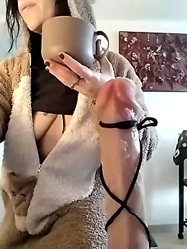 Snapshot of freyamoret chatting on January 2025 03:10:01 PM freyamoret online show from January 2025 03:10:01 PM