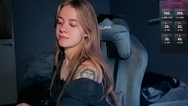 candy maggie online show from November 2025 06:07:02 PM