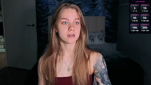 Snapshot of candy_maggie chatting on May 2026 04:45:02 PM candy maggie online show from May 2026 04:45:02 PM