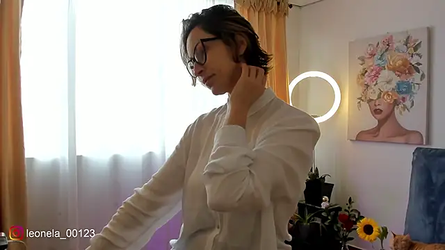 Snapshot of cuddlingbunny chatting on February 2026 05:22:02 PM cuddlingbunny online show from February 2026 05:22:02 PM