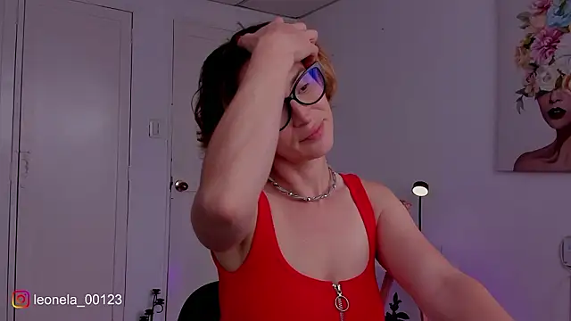 Snapshot of cuddlingbunny chatting on February 2026 06:04:01 PM cuddlingbunny online show from February 2026 06:04:01 PM