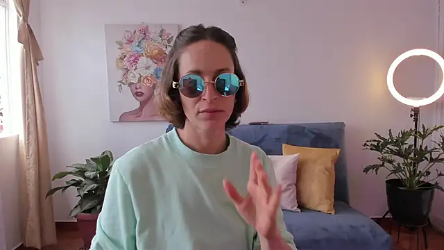 Snapshot of cuddlingbunny chatting on March 2026 05:17:01 PM cuddlingbunny online show from March 2026 05:17:01 PM