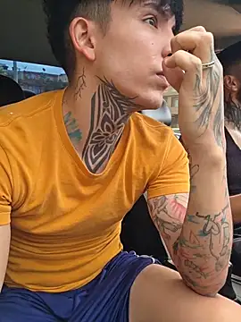  Tomy08calderon online show from October 2025 06:38:02 PM