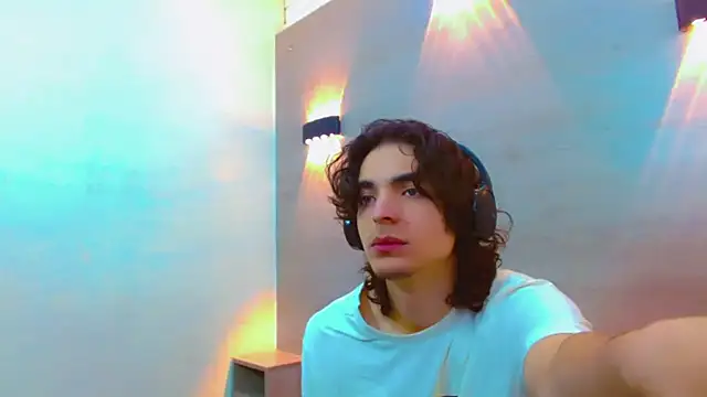 Sr BonnyEthan online show from November 2025 01:54:02 PM