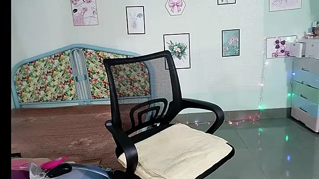 Snapshot of Lanian_99 chatting on February 2026 02:53:01 AM Lanian 99 online show from February 2026 02:53:01 AM