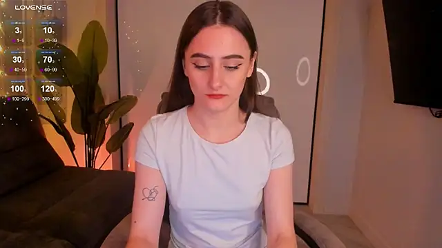 Snapshot of helen_ramsay chatting on January 2025 11:37:02 PM helen ramsay online show from January 2025 11:37:02 PM