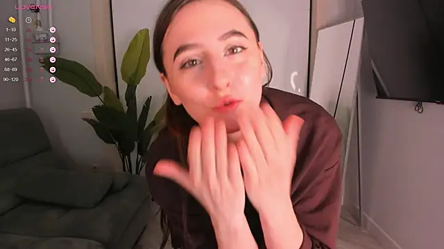 Snapshot of helen_ramsay chatting on October 2025 02:58:02 PM helen ramsay online show from October 2025 02:58:02 PM