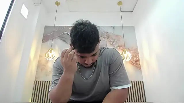 BrianMalonee online show from November 2025 12:04:01 PM