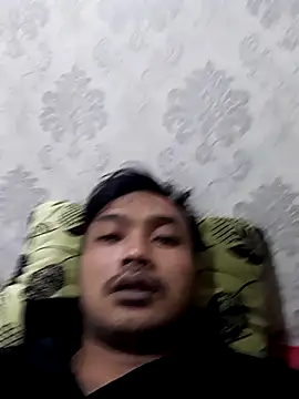 jojokom99 online show from February 2026 03:53:01 PM