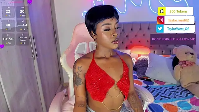 Snapshot of Miss_westt_ chatting on September 2025 08:03:01 AM Miss westt online show from September 2025 08:03:01 AM