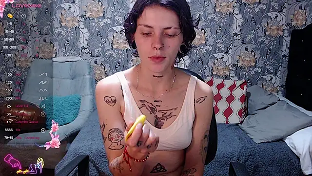 Snapshot of pretty_cristal69 chatting on June 2026 12:20:01 AM pretty cristal69 online show from June 2026 12:20:01 AM