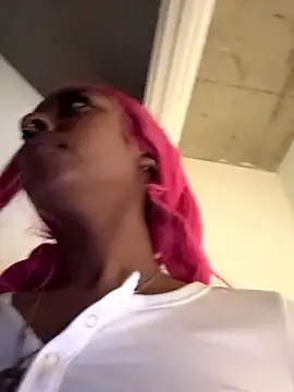 Your Paris online show from February 2026 04:40:02 AM