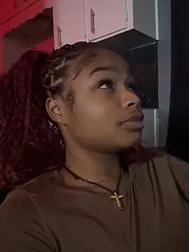 Snapshot of skylarrylee chatting on January 2025 11:21:02 AM skylarrylee online show from January 2025 11:21:02 AM