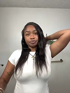 Snapshot of skylarrylee chatting on November 2025 07:53:02 AM skylarrylee online show from November 2025 07:53:02 AM