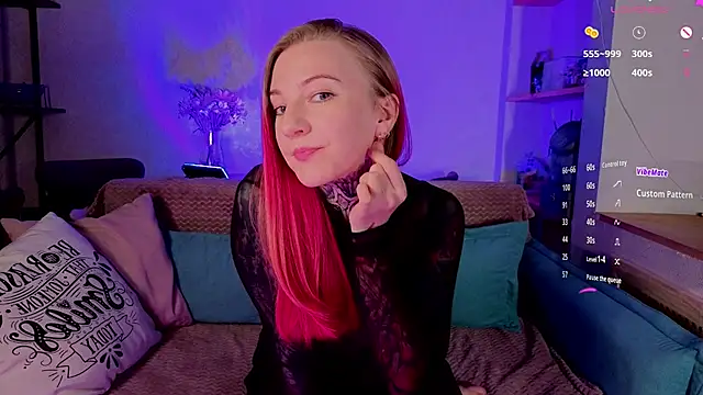 Snapshot of Roxy_____ chatting on May 2026 08:58:02 PM Roxy online show from May 2026 08:58:02 PM