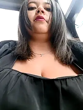 Snapshot of Cristal__04 chatting on January 2025 04:13:02 PM Cristal 04 online show from January 2025 04:13:02 PM