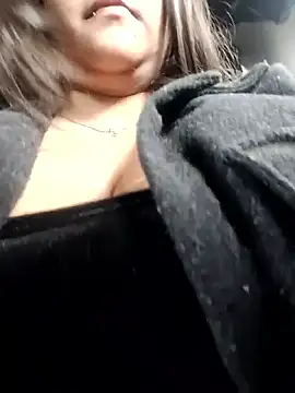 Snapshot of Cristal__04 chatting on January 2026 02:32:02 PM Cristal 04 online show from January 2026 02:32:02 PM