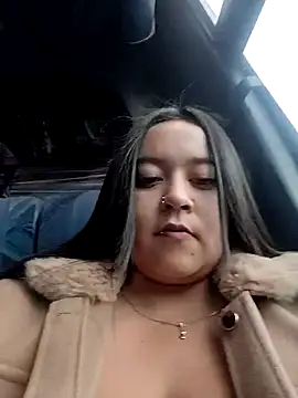 Snapshot of Cristal__04 chatting on February 2026 04:43:01 PM Cristal 04 online show from February 2026 04:43:01 PM