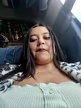 Snapshot of Cristal__04 chatting on February 2026 07:32:02 PM Cristal 04 online show from February 2026 07:32:02 PM