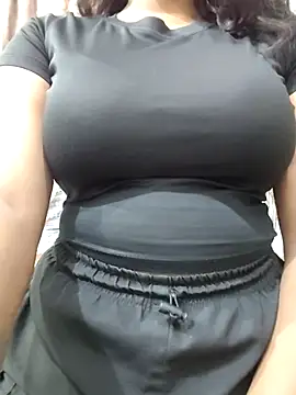 MohiniHott online show from July 2026 06:18:01 AM