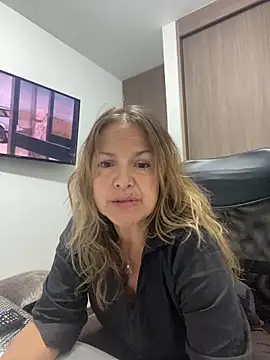 Leyna liu online show from March 2025 03:10:02 AM