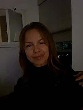 Leyna liu online show from October 2025 04:24:02 AM