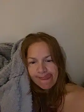 Leyna liu online show from November 2025 05:28:02 AM