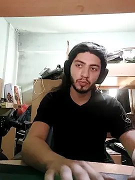 Snapshot of kleineid77 chatting on May 2026 01:41:01 PM kleineid77 online show from May 2026 01:41:01 PM