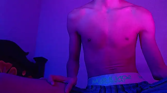 isaaclatino online show from January 2025 08:18:02 AM