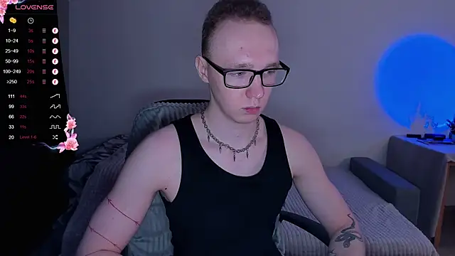 Alex silents online show from November 2025 01:22:01 PM