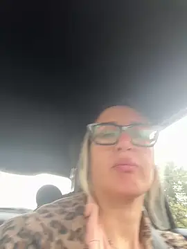 Snapshot of casalinga88 chatting on November 2025 11:49:02 AM casalinga88 online show from November 2025 11:49:02 AM