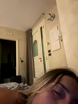 Snapshot of casalinga88 chatting on November 2025 01:59:02 AM casalinga88 online show from November 2025 01:59:02 AM