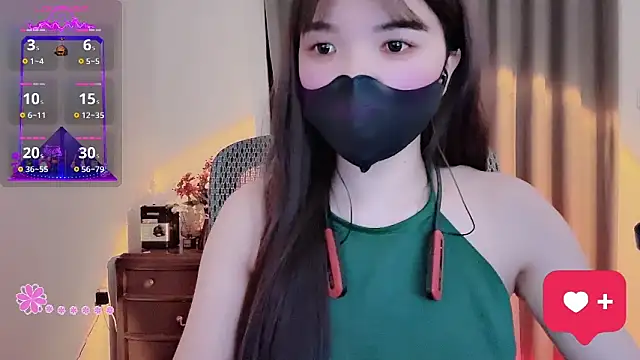 Snapshot of Berrysweet_68 chatting on May 2026 08:21:02 PM Berrysweet 68 online show from May 2026 08:21:02 PM