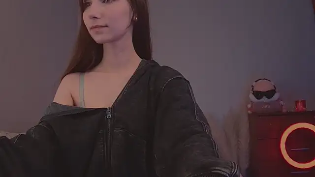Snapshot of lezyliza chatting on April 2026 04:56:01 AM lezyliza online show from April 2026 04:56:01 AM