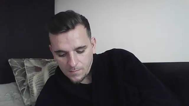 Huge cock22cm online show from January 2025 10:50:02 AM