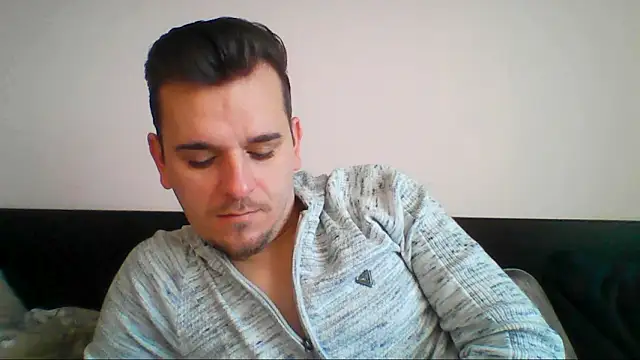 Snapshot of Huge_cock22cm chatting on January 2026 06:40:01 AM Huge cock22cm online show from January 2026 06:40:01 AM