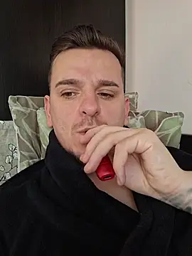 Snapshot of Huge_cock22cm chatting on February 2026 08:08:02 AM Huge cock22cm online show from February 2026 08:08:02 AM