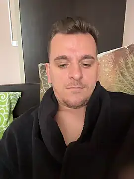 Huge cock22cm online show from March 2026 10:59:01 AM