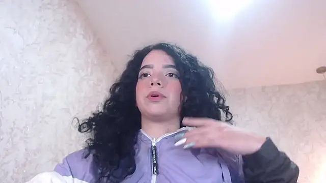 EmmaCowperr online show from January 2025 05:48:01 AM