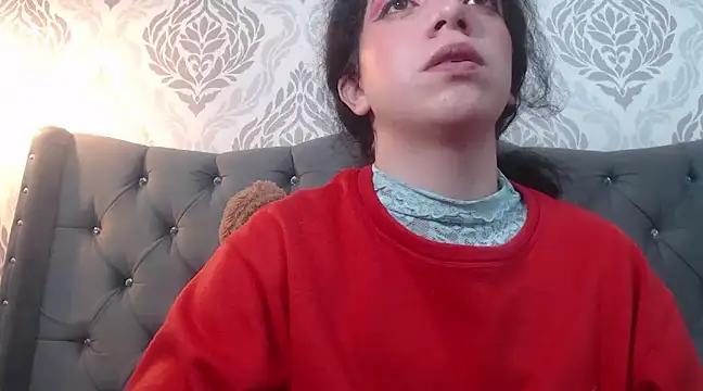 EmmaCowperr online show from March 2025 03:59:02 PM