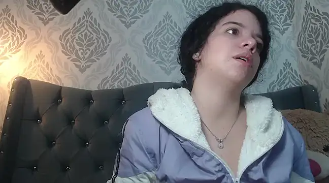 EmmaCowperr online show from March 2025 02:34:02 PM