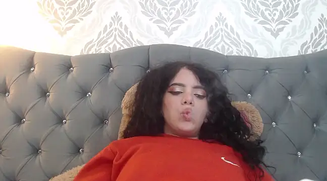 EmmaCowperr online show from March 2025 08:03:02 PM