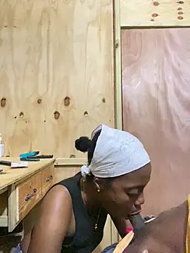 Snapshot of NillaMontana chatting on January 2025 02:32:01 PM NillaMontana online show from January 2025 02:32:01 PM