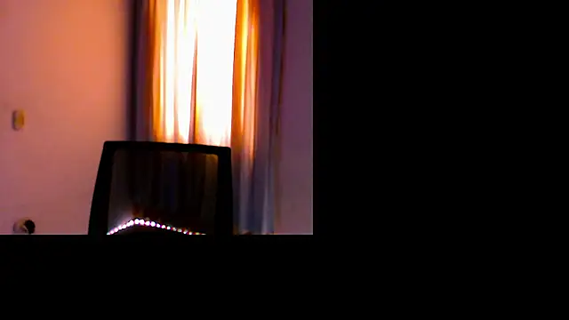 Snapshot of DanteSantoro chatting on January 2026 05:37:01 PM DanteSantoro online show from January 2026 05:37:01 PM