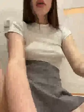 littlebitchess online show from January 2025 02:06:02 AM